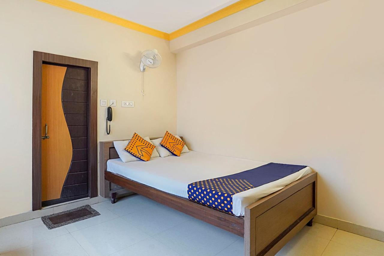Hotel O Trisha Guest House Dum Dum Eksteriør billede